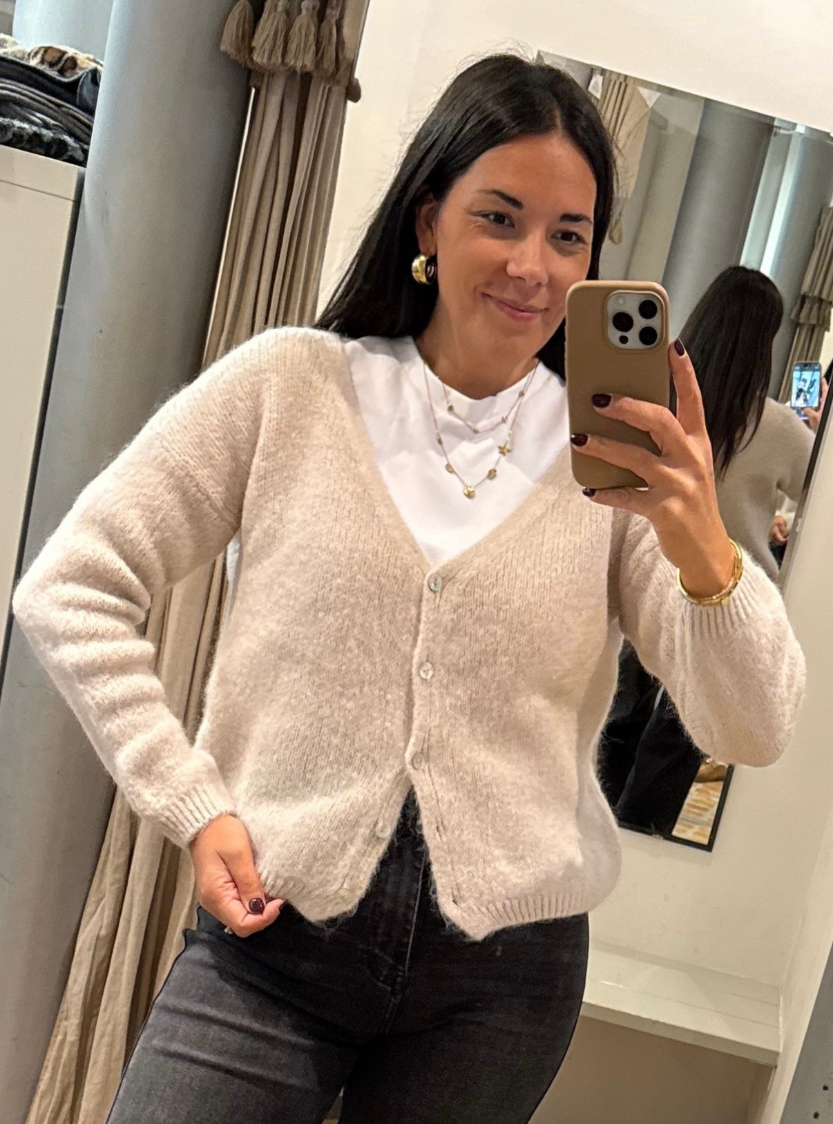 Cardigan V-Ausschnitt in beige