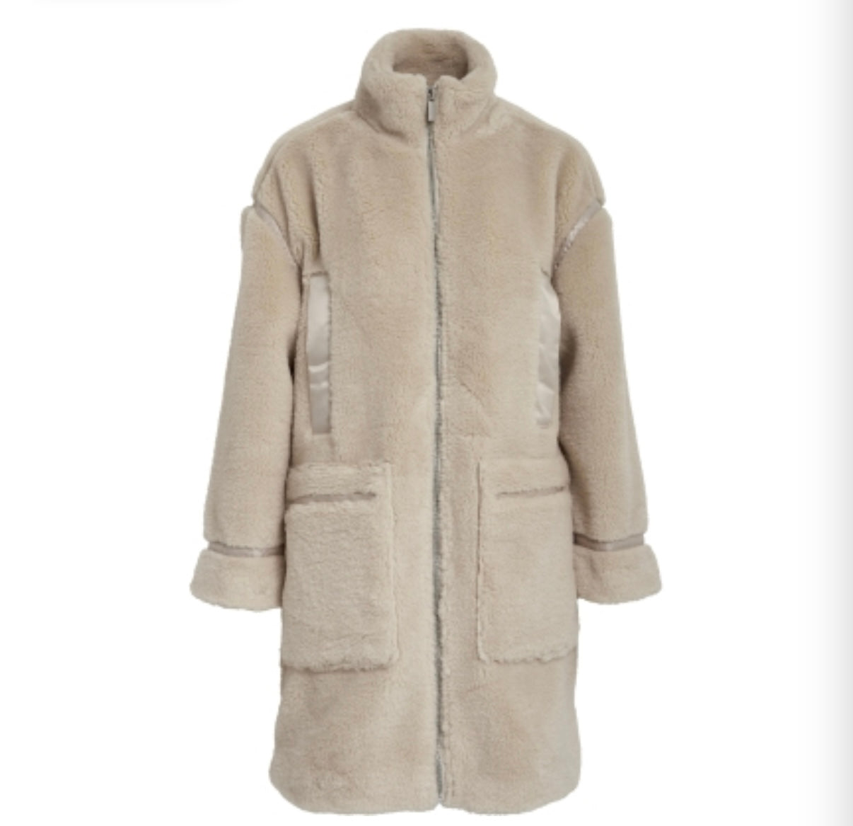 Peppercorn Teddy Mantel