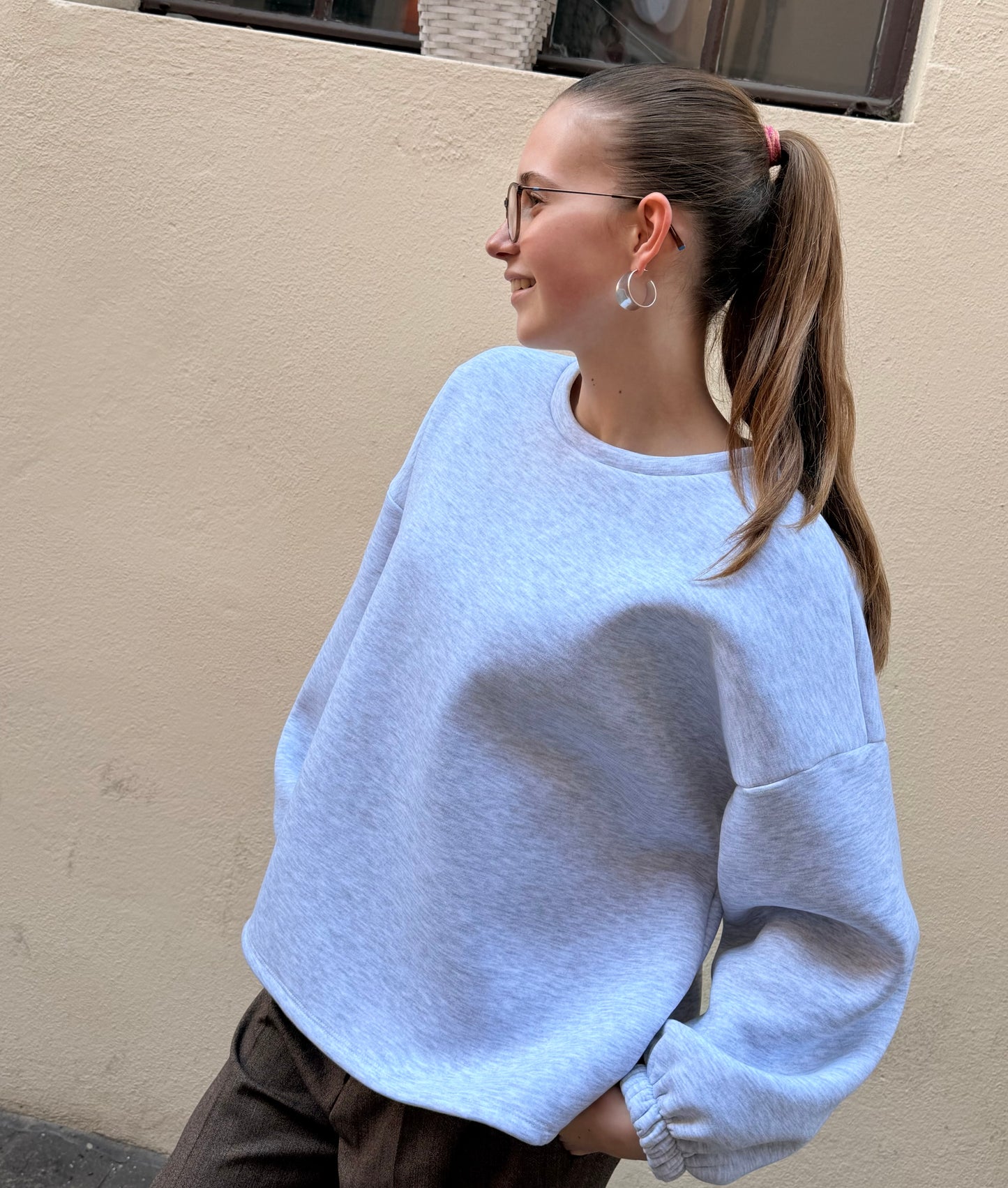 LIEBE Sweater in grau melange