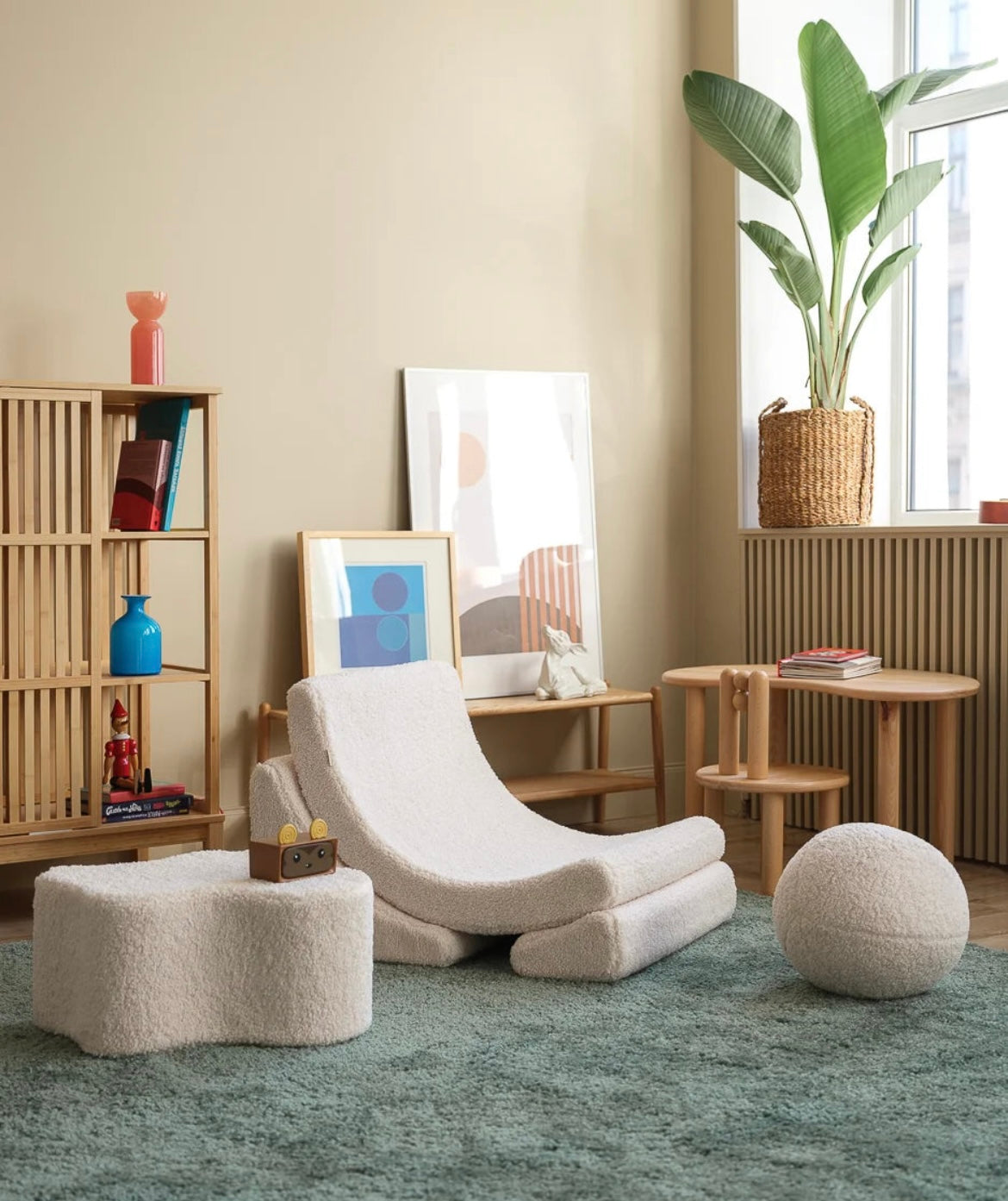 Wigiwama Moon Chair Teddy Cremeweiß