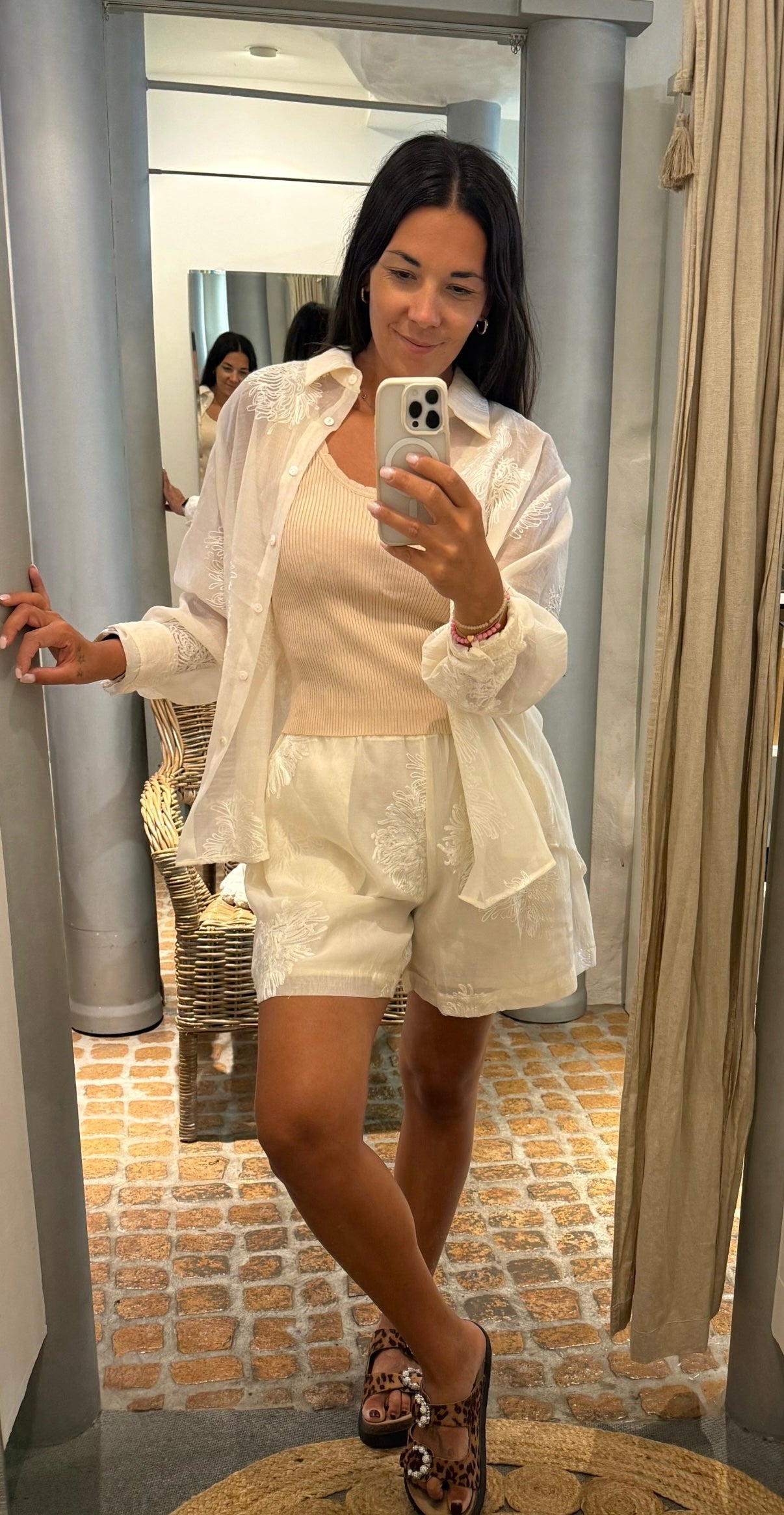 Feine Bluse transparent Flower