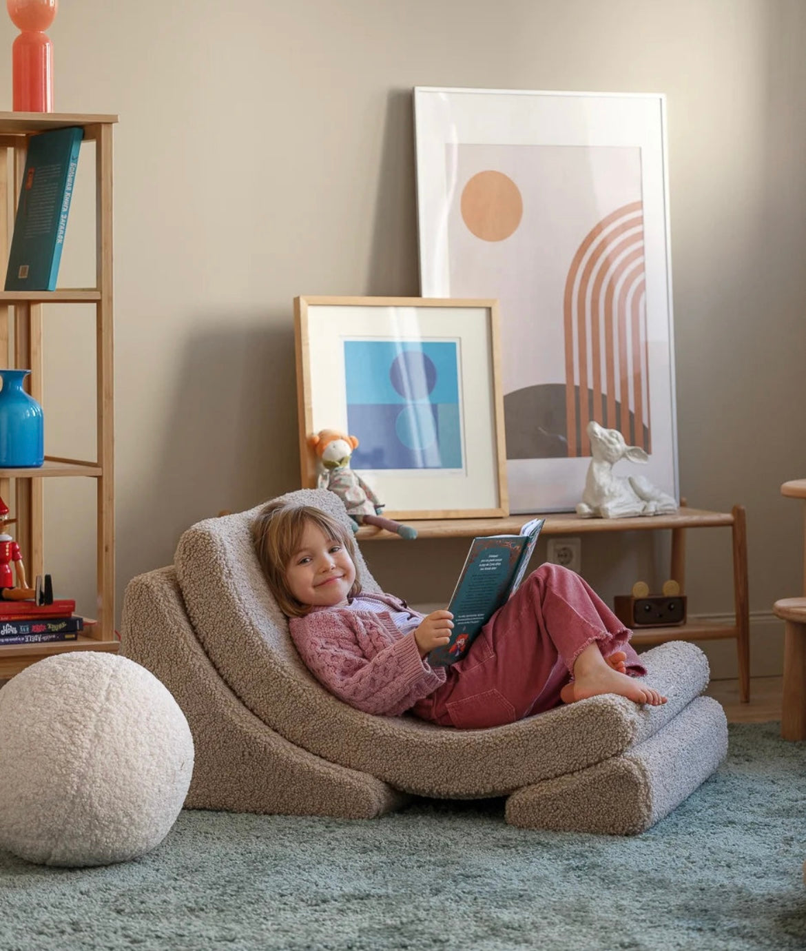 Wigiwama Moon Chair Teddy Biscuit