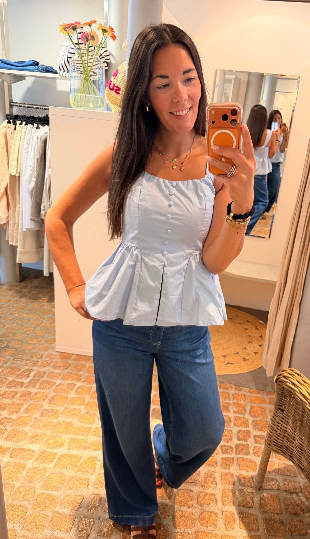 BLUSEN TOP MIT VOLANT