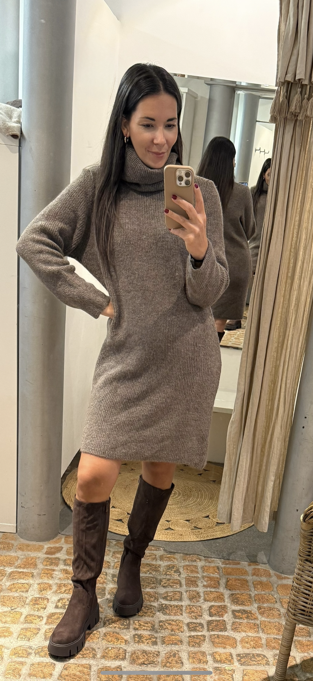 Strick Kleid in taupe