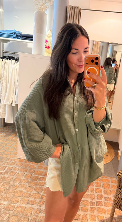 MUSSELIN BLUSE MATCHA OVERSIZED