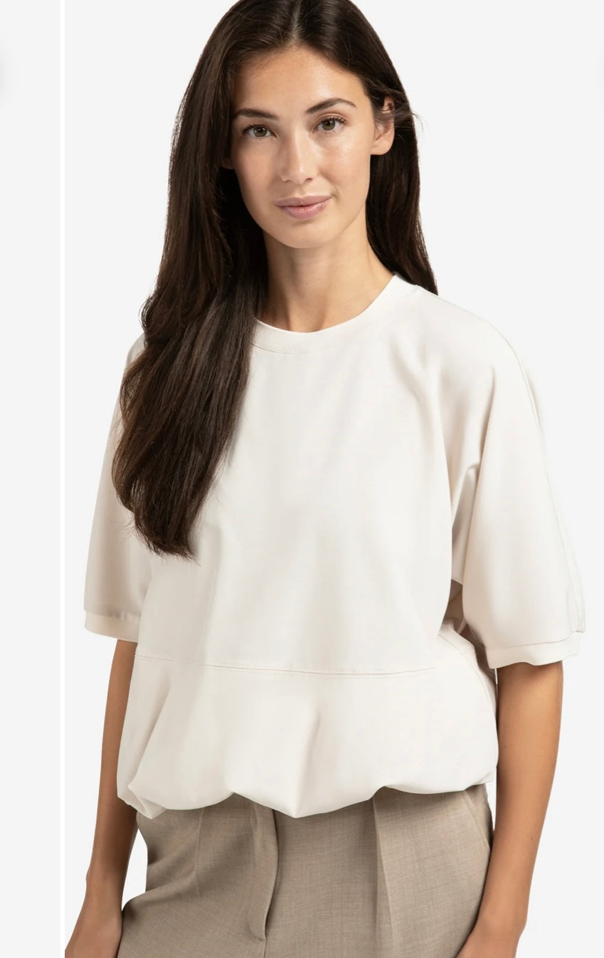 YAYA Oberteil mit Ballonsaum in beige