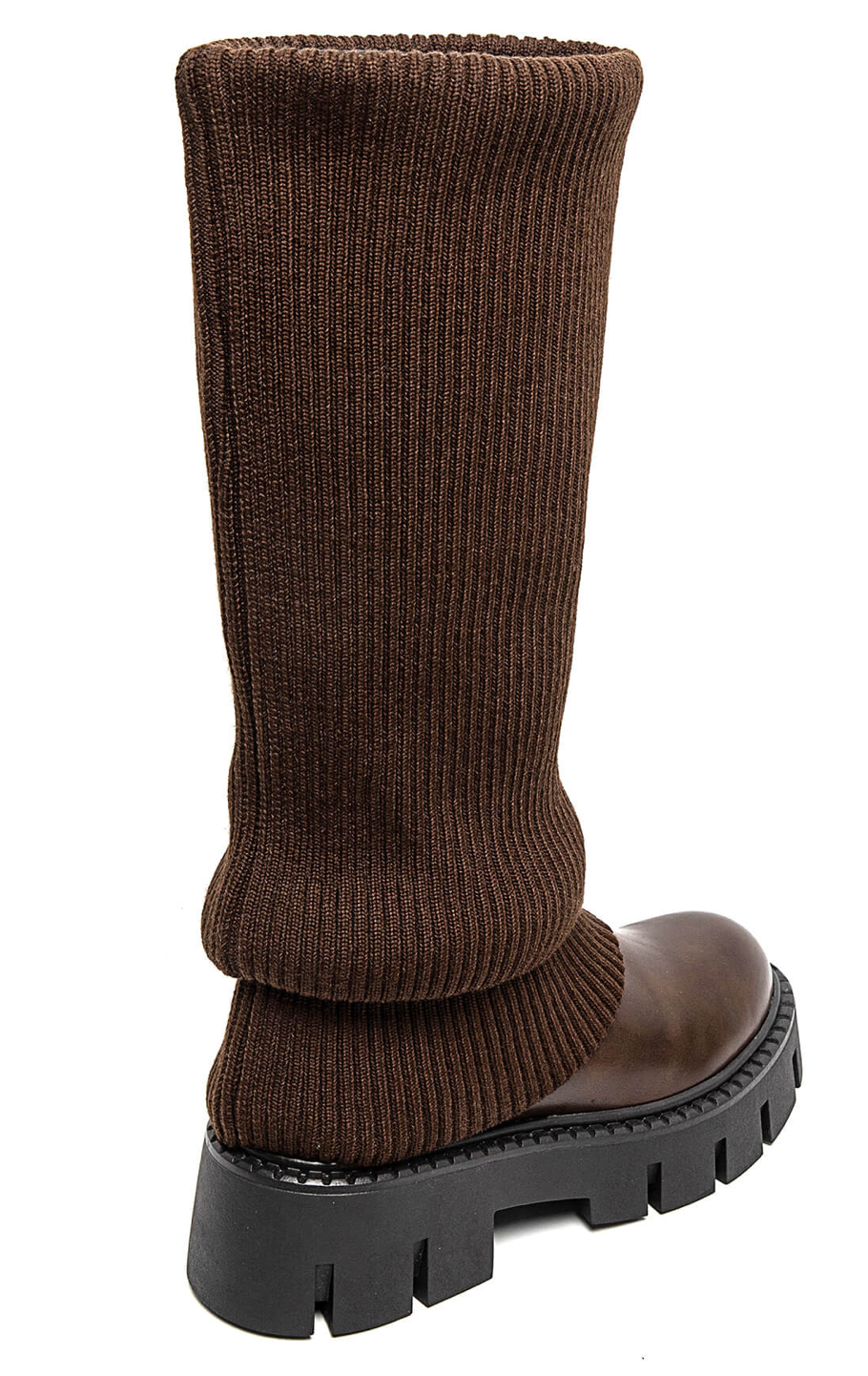 Boots Knitted in braun