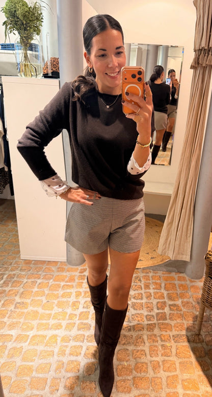 FINE KARO SHORTS