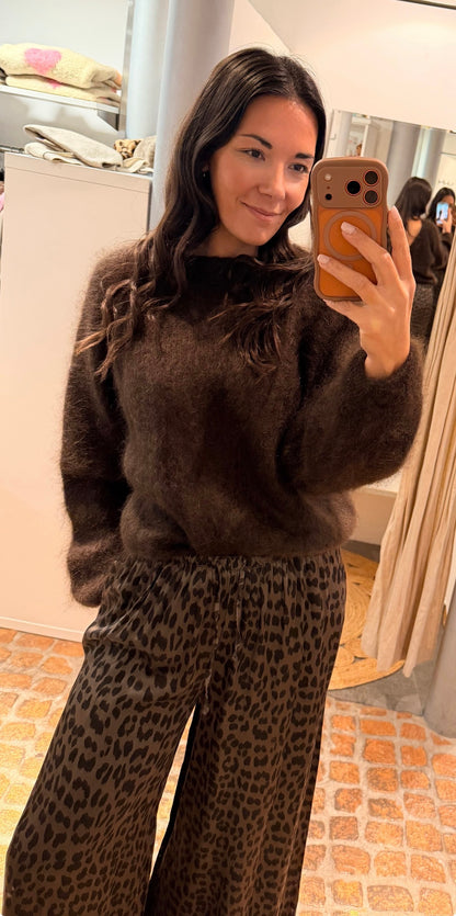 Satinhose LEO chocolate