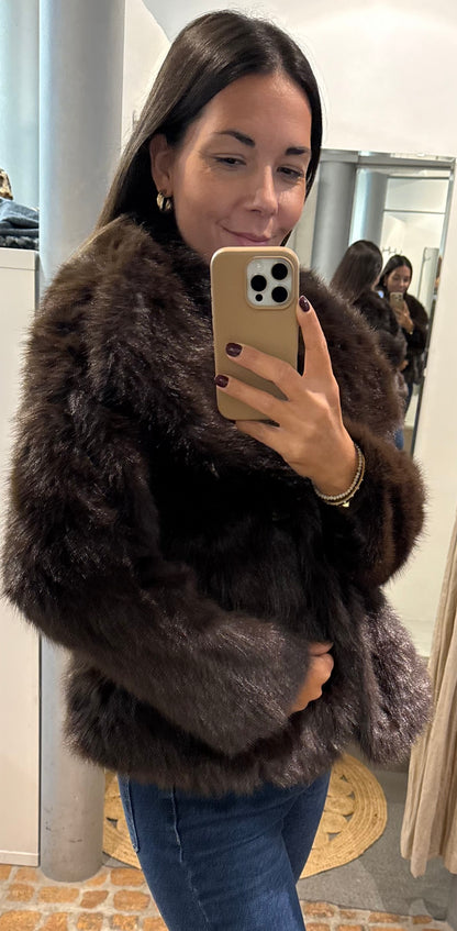 Fell Jacke in dunkelbraun