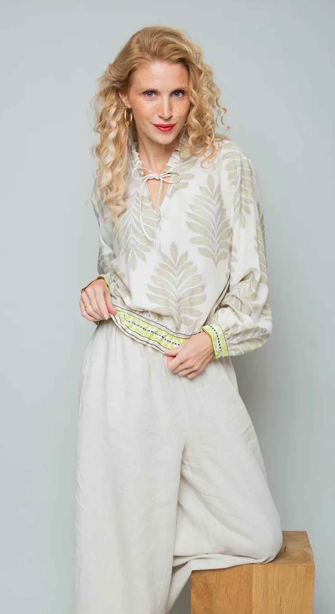 Emily van den Bergh Bluse