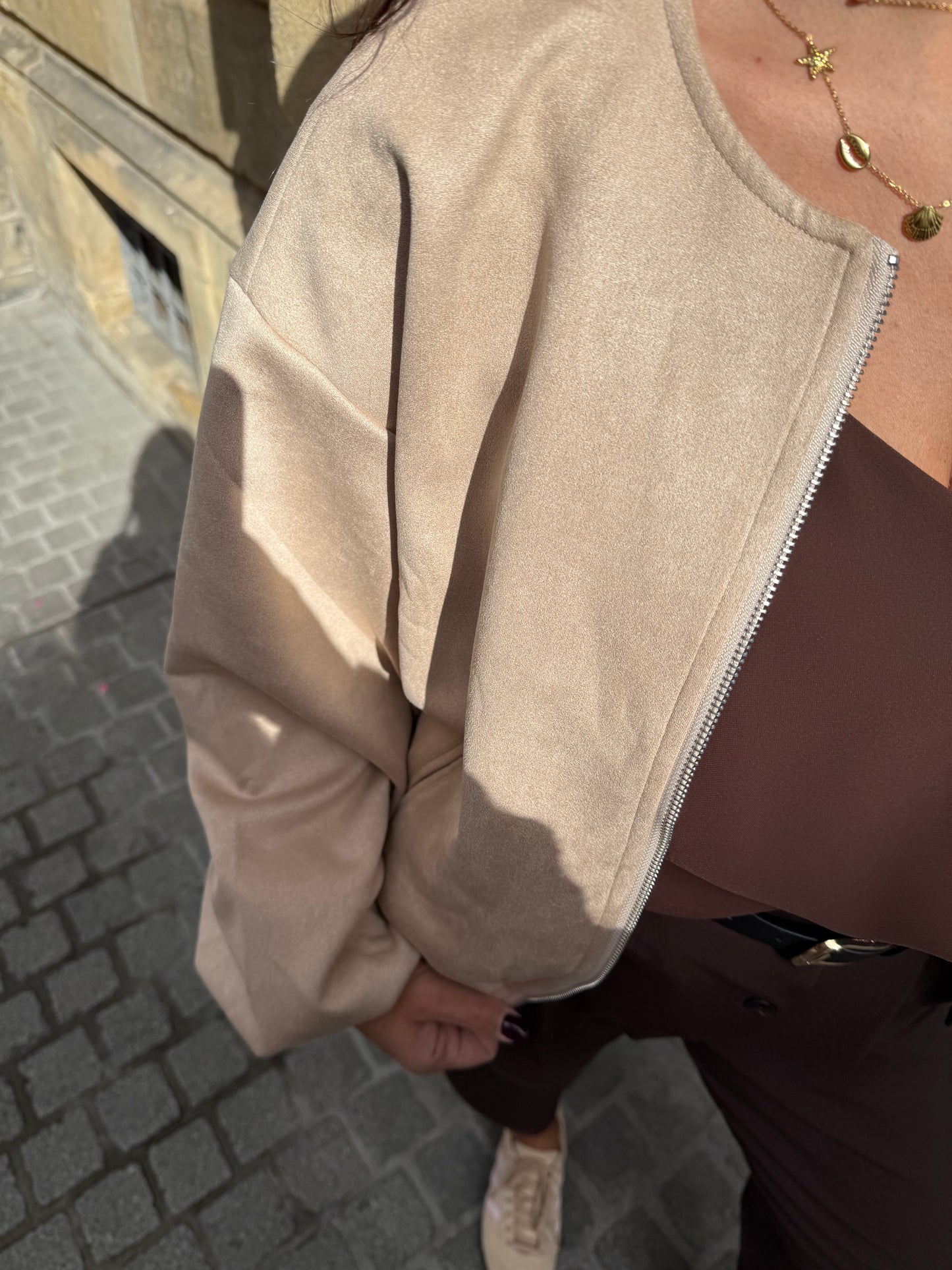 Midi Puffy Jacke in beige