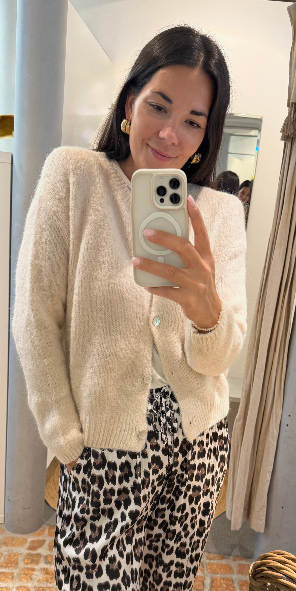 Cardigan in beige