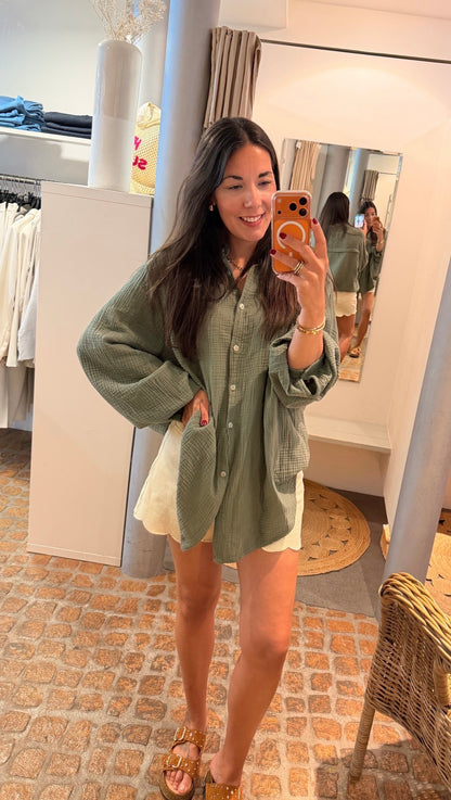 MUSSELIN BLUSE MATCHA OVERSIZED