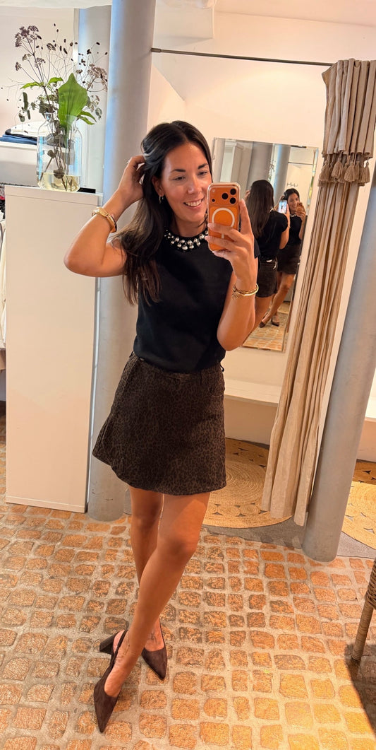 LEO SKORT BROWN