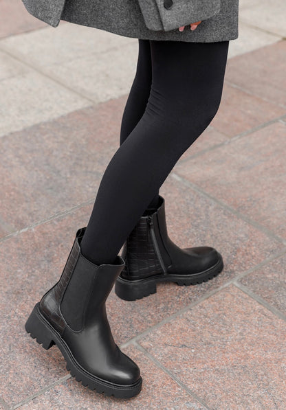 Stiefelette all black