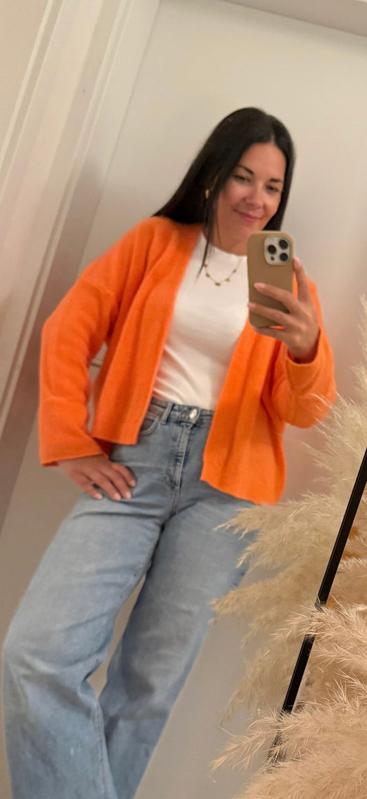 Cardigan in Orange