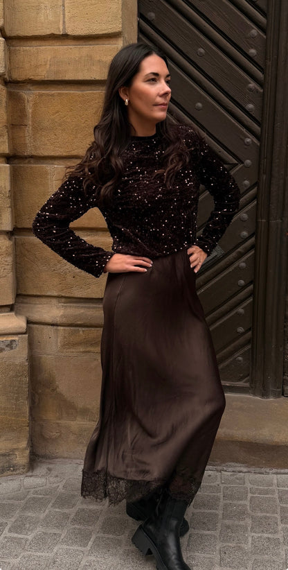 Satinrock in dunkelbraun