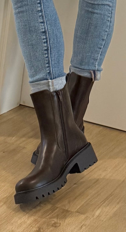 Stiefelette in braun