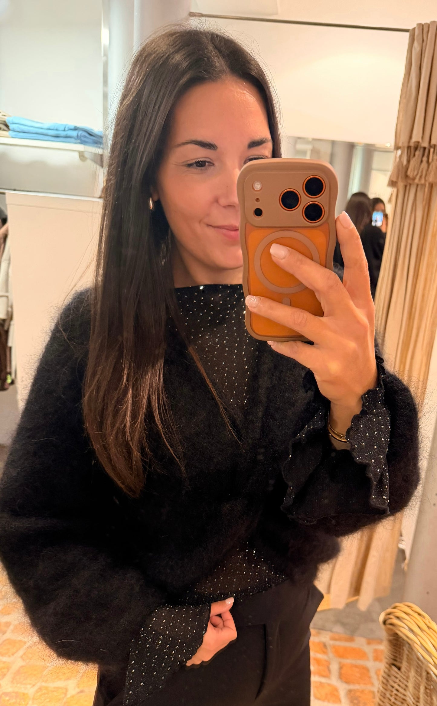 Kuscheliger Mohair Pulli Knoten in schwarz