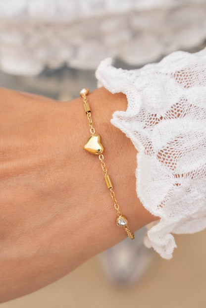 My Jewellery Minimalistisches Armband mit Herz und Strasssteinen gold