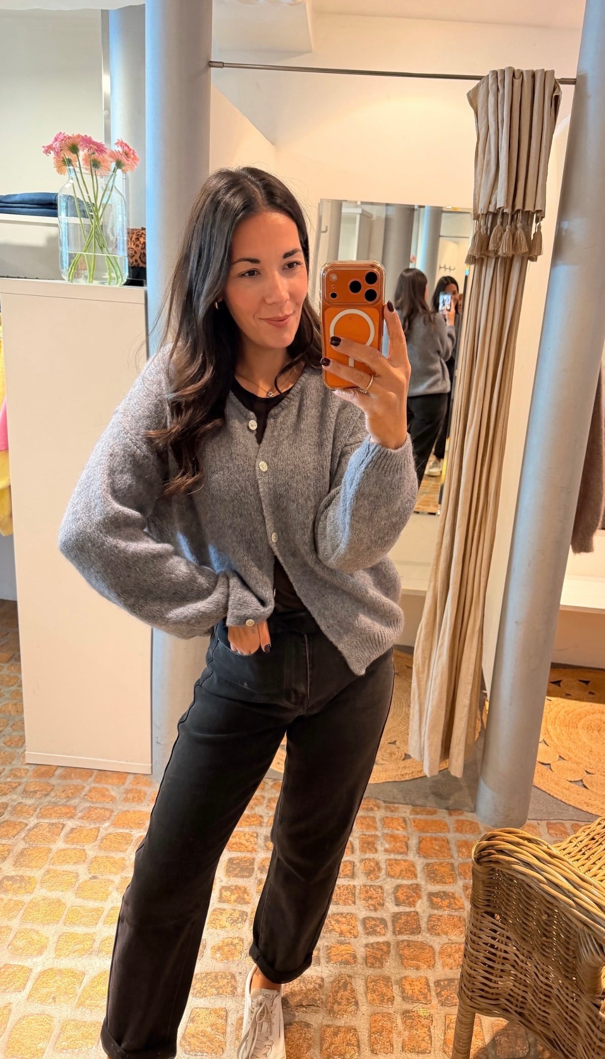CARDIGAN GREY