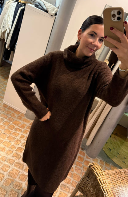 Strick Kleid in braun