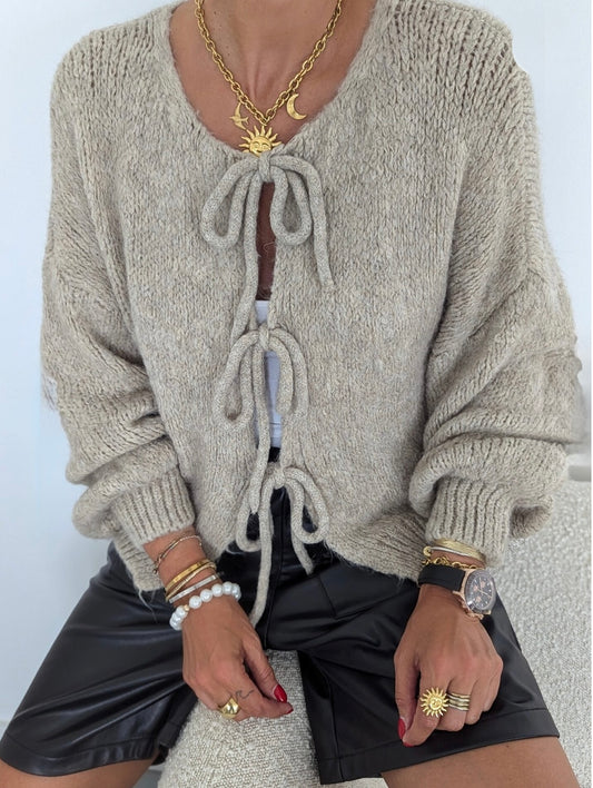 Cardigan mit Schleifen in Taupe