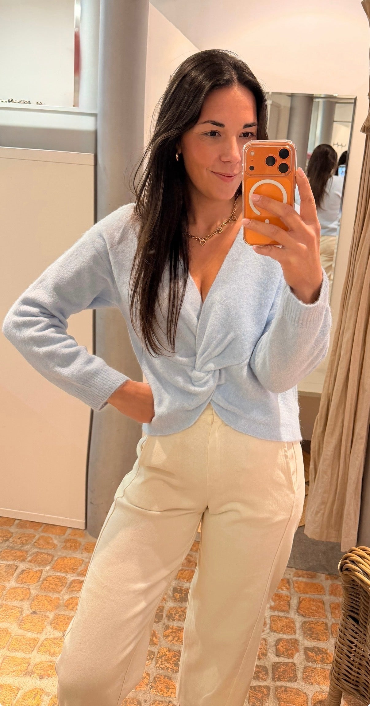 PULLI KNOTEN