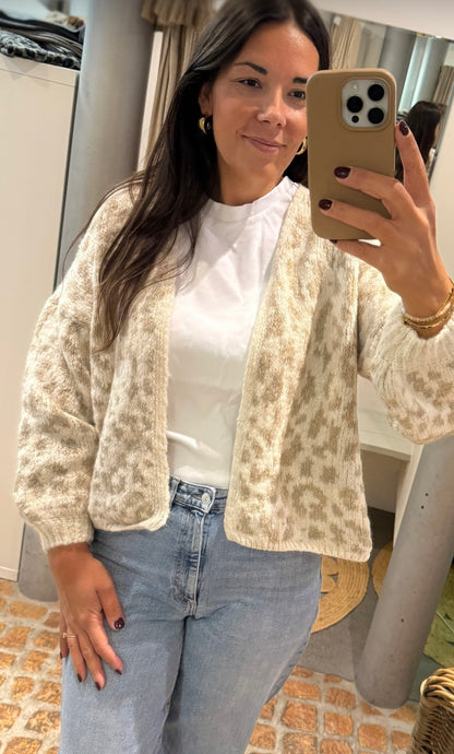 T-Shirt Essential in weiß