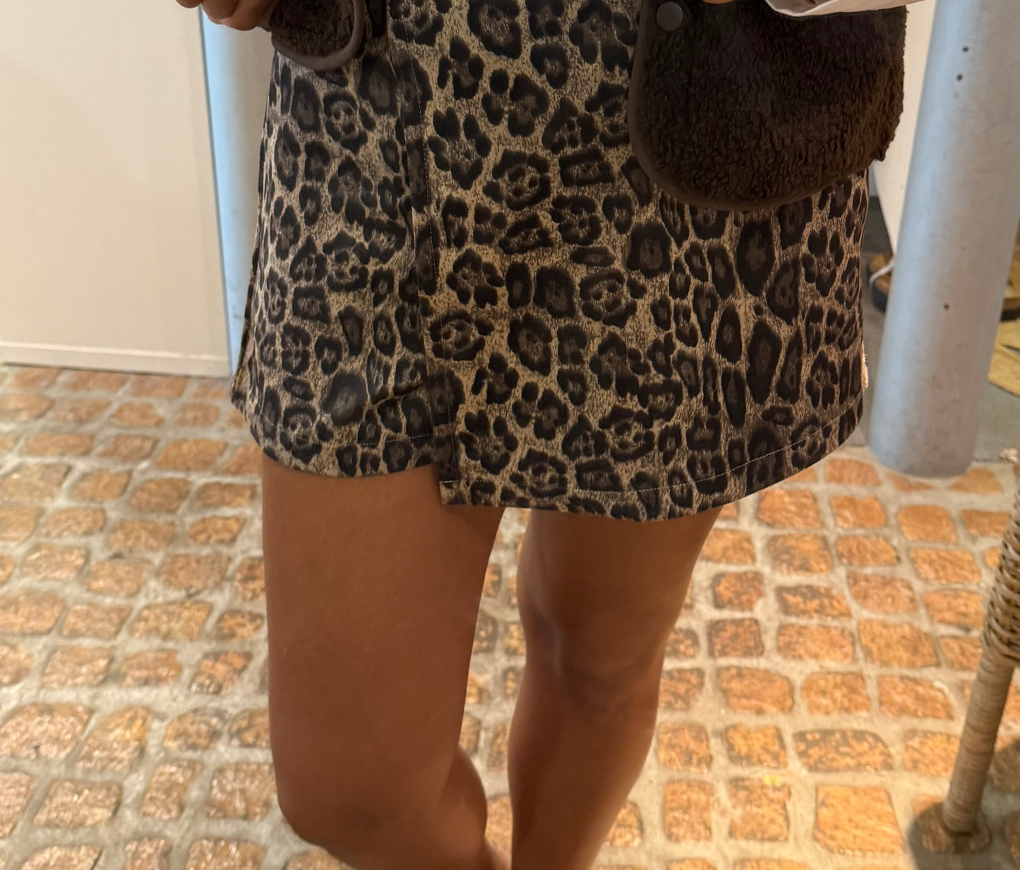 LEO Skort Wildleder Optik