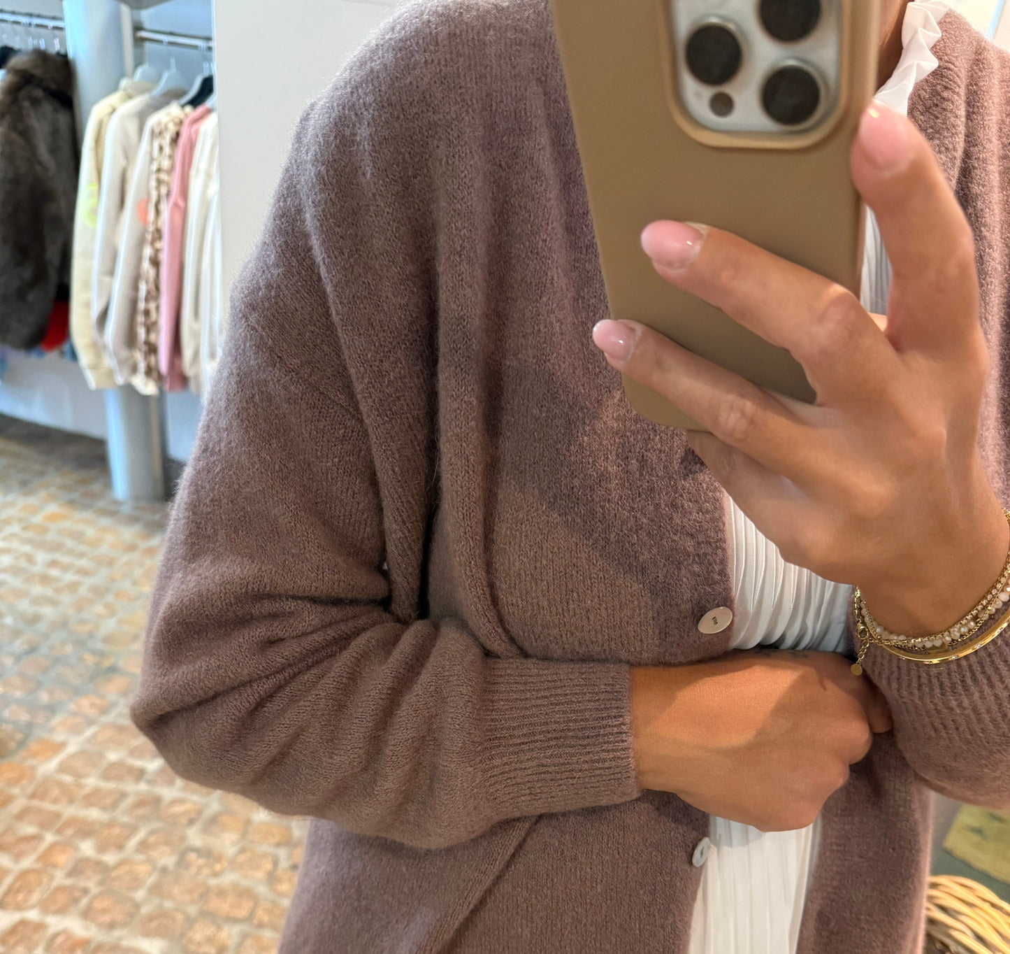 Cardigan in Taupe