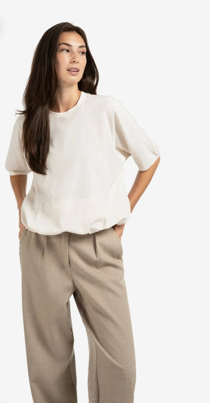 YAYA Oberteil mit Ballonsaum in beige